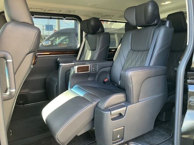 TOYOTA GRANACE 2020 Image 31