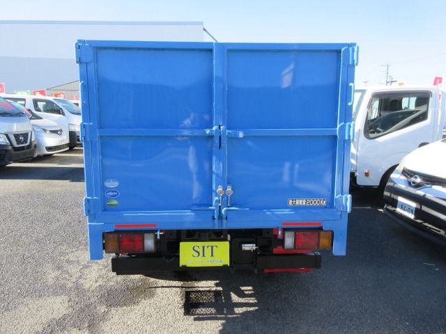 ISUZU  2013 Image 31