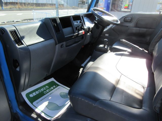 ISUZU  2013 Image 31