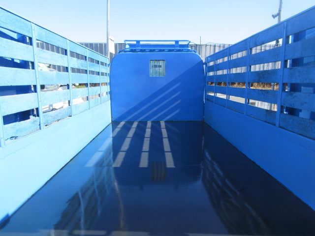 ISUZU  2013 Image 31