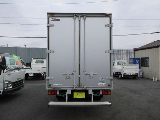 ISUZU  2016 Image 31