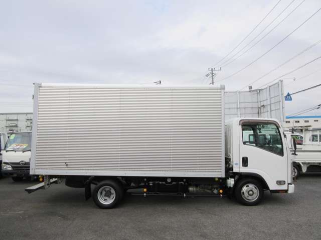 ISUZU  2016 Image 31