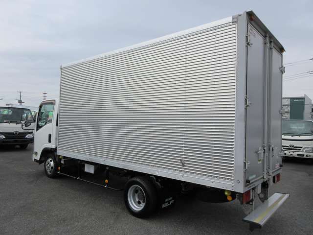 ISUZU  2016 Image 31