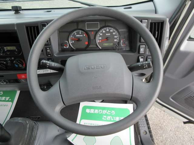 ISUZU  2016 Image 31