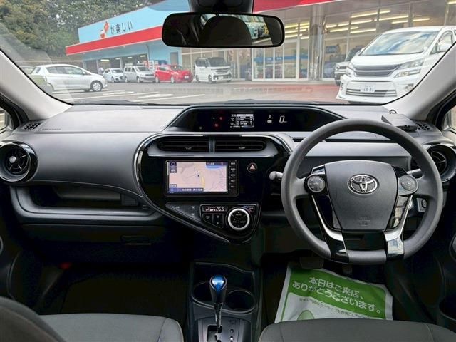 TOYOTA AQUA 2020 Image 31