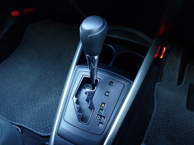 TOYOTA COROLLA FIELDER 4WD 2018 Image 31