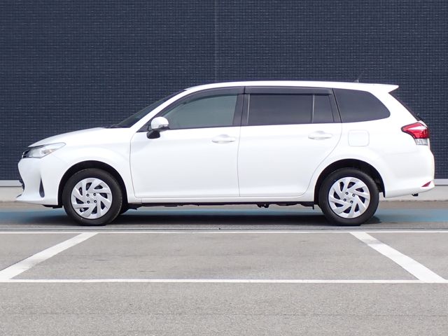 TOYOTA COROLLA FIELDER 4WD 2018 Image 31