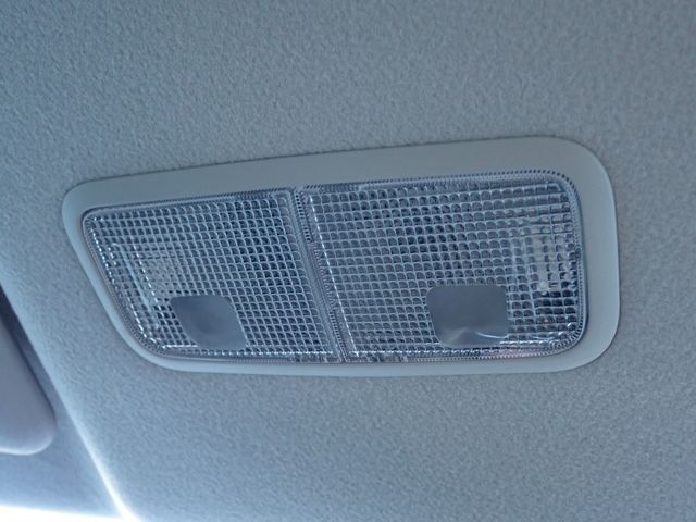 TOYOTA COROLLA FIELDER 4WD 2018 Image 31