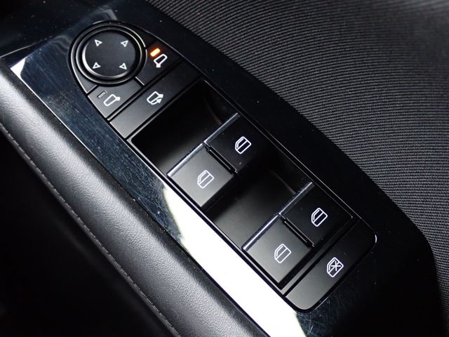 MAZDA 3 FASTBACK 2022 Image 31