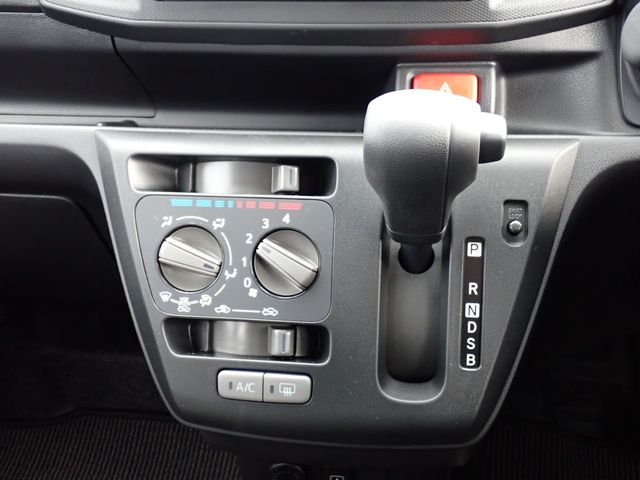 DAIHATSU MIRA E:S 2023 Image 31