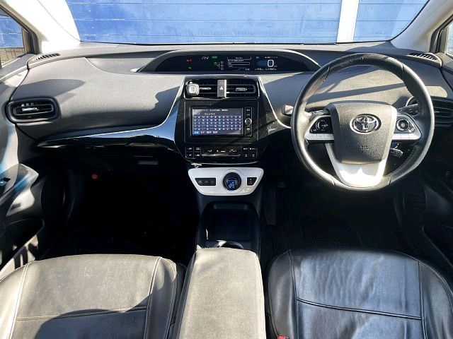 TOYOTA PRIUS 4WD 2016 Image 31