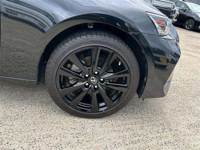 TOYOTA LEXUS IS300H 2016 Image 31