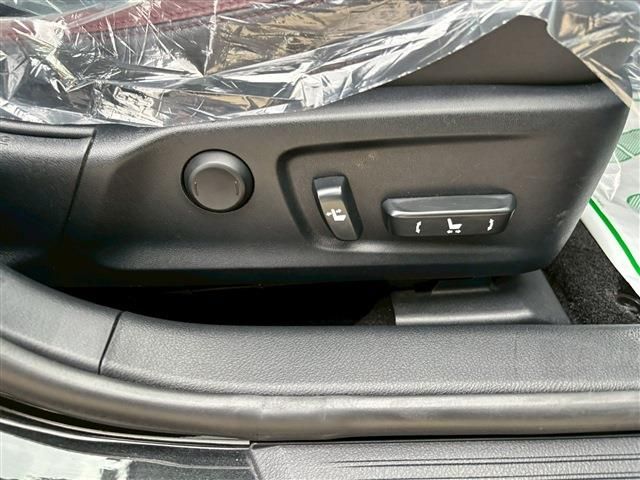 TOYOTA LEXUS IS300H 2016 Image 31