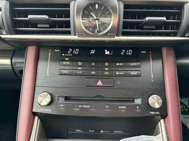 TOYOTA LEXUS IS300H 2016 Image 31