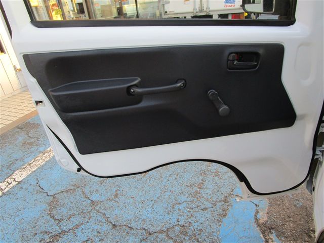 NISSAN NT100 CLIPPER 2019 Image 31