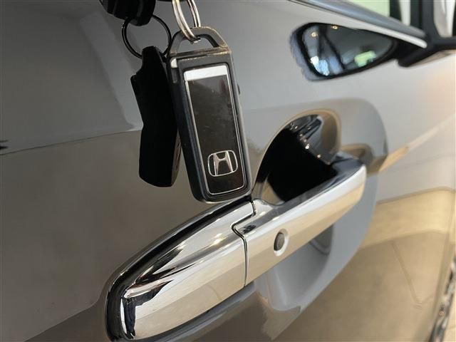 HONDA N BOX CUSTOM 2020 Image 31