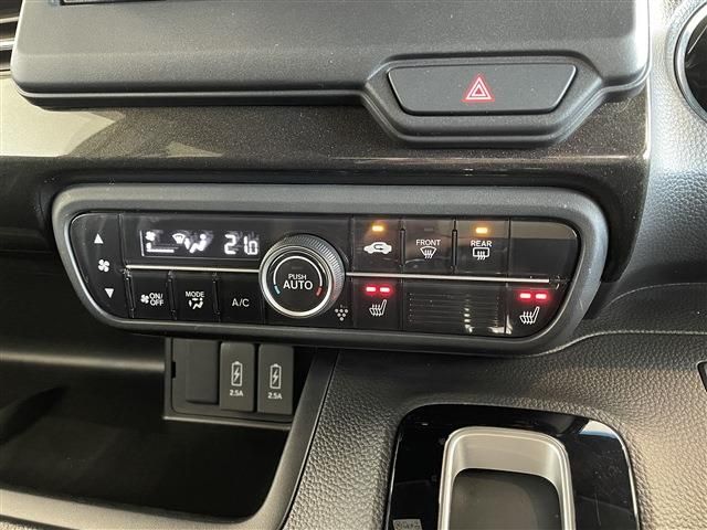 HONDA N BOX CUSTOM 2020 Image 31