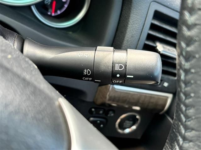 TOYOTA MARK X 2015 Image 31