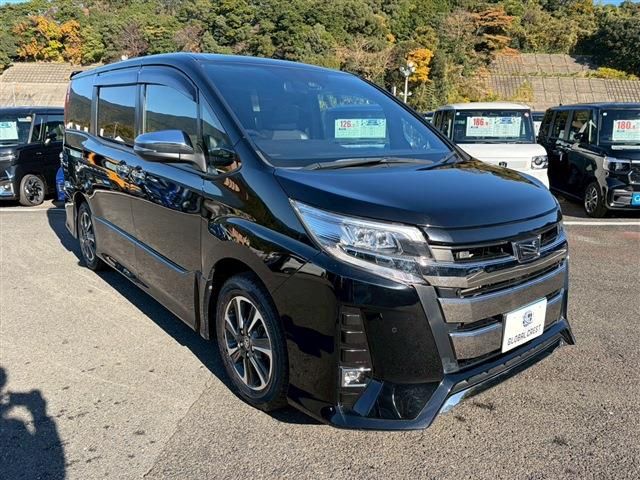 TOYOTA NOAH 2021 Image 31