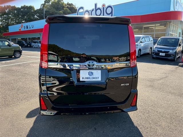 TOYOTA NOAH 2021 Image 31