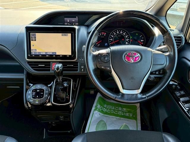 TOYOTA NOAH 2021 Image 31