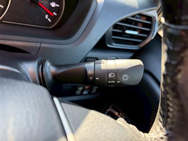 TOYOTA NOAH 2021 Image 31