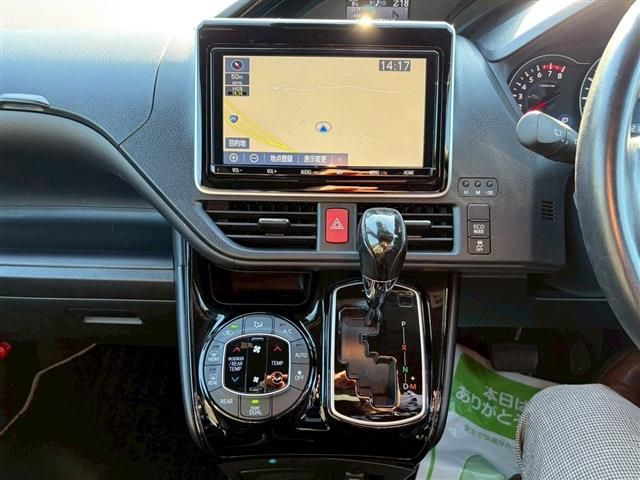 TOYOTA NOAH 2021 Image 31