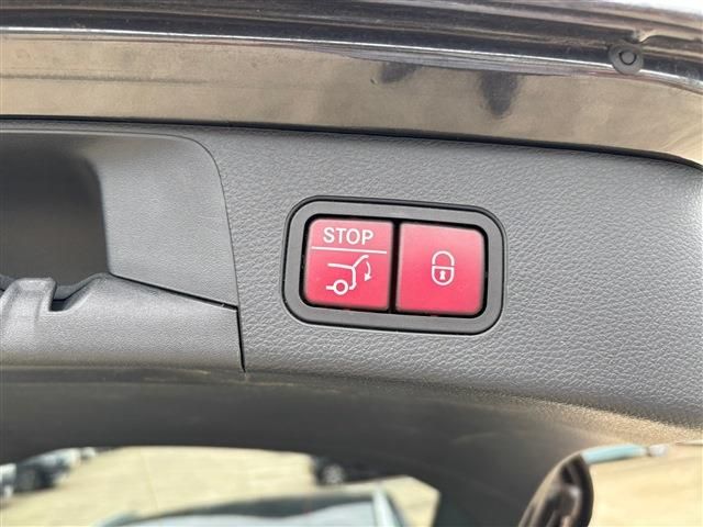 MERCEDES BENZ C CLAS 2021 Image 31