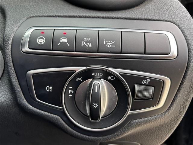 MERCEDES BENZ C CLAS 2021 Image 31