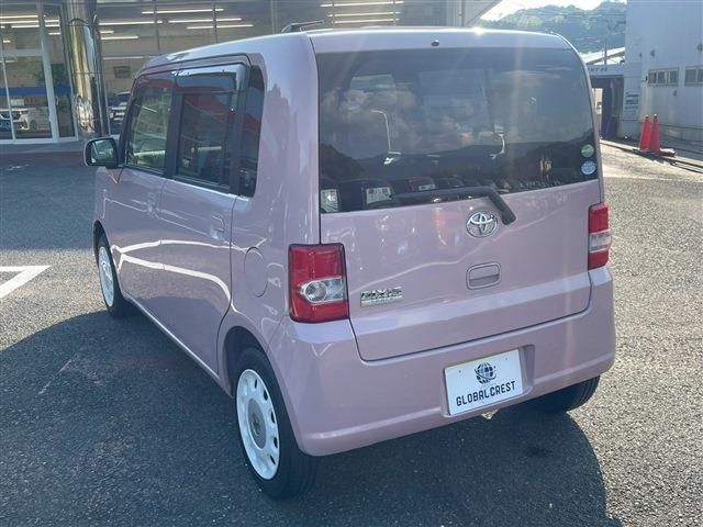 TOYOTA PIXIS SPACE 2016 Image 31