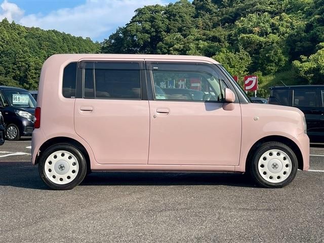 TOYOTA PIXIS SPACE 2016 Image 31