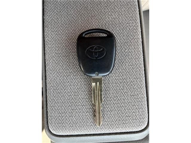 TOYOTA PIXIS SPACE 2016 Image 31