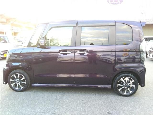 HONDA N BOX CUSTOM 2017 Image 31