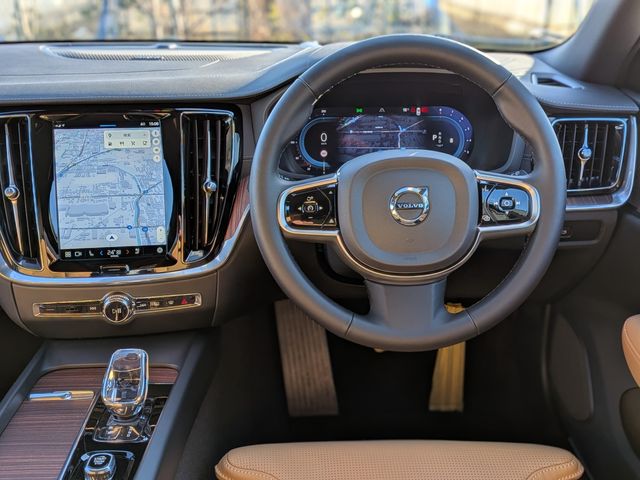 VOLVO V60 CROSS COUN 2024 Image 31