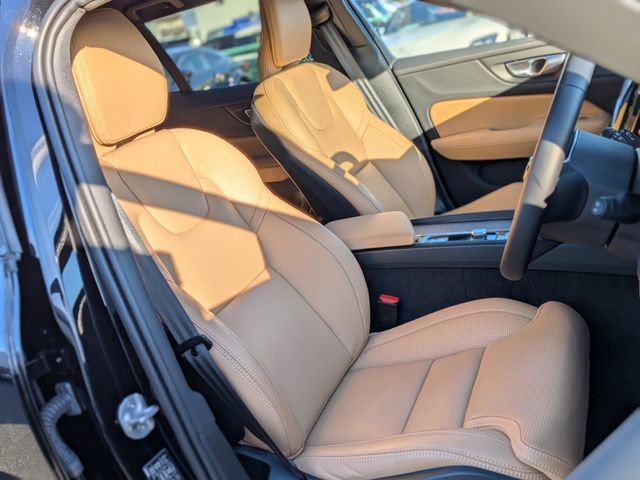 VOLVO V60 CROSS COUN 2024 Image 31