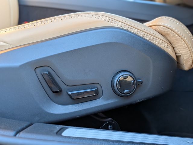 VOLVO V60 CROSS COUN 2024 Image 31