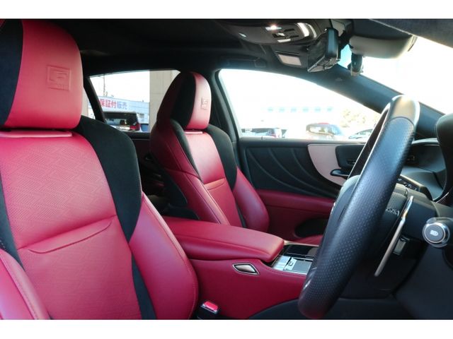 TOYOTA LEXUS LS500 2019 Image 31