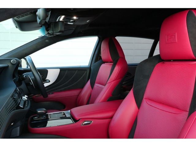 TOYOTA LEXUS LS500 2019 Image 31