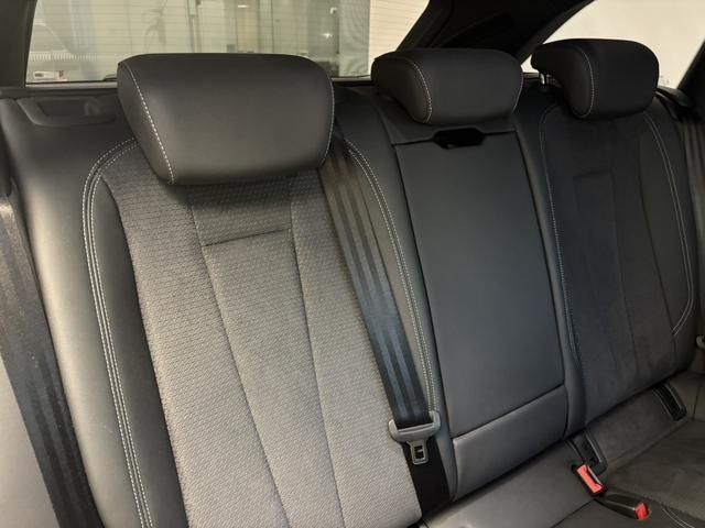 AUDI A4 AVANT 2023 Image 31
