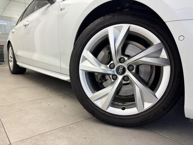 AUDI A4 AVANT 2023 Image 31