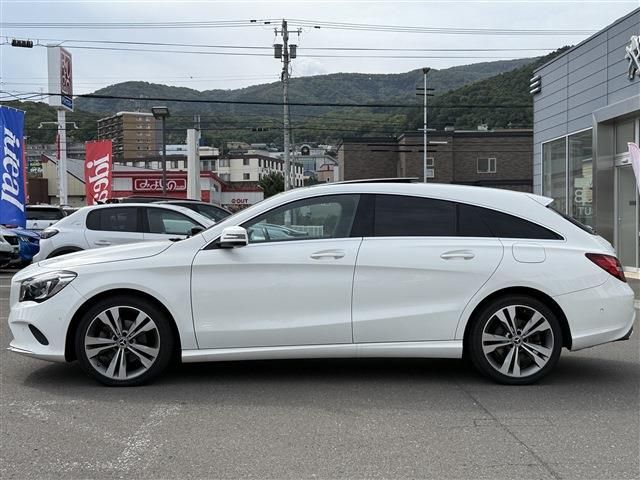 MERCEDES BENZ CLA SH 2018 Image 31