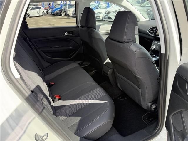 PEUGEOT 308SW 2018 Image 31