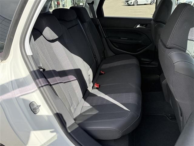 PEUGEOT 308SW 2018 Image 31