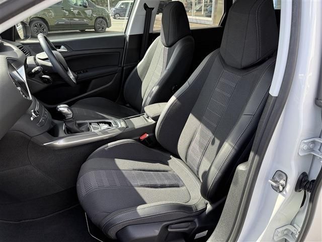 PEUGEOT 308SW 2018 Image 31