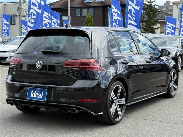 VOLKSWAGEN GOLF R 2017 Image 31