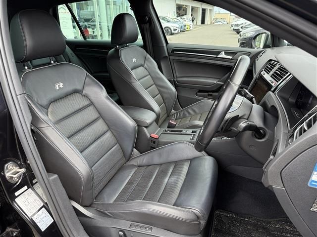 VOLKSWAGEN GOLF R 2017 Image 31