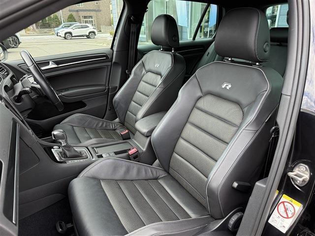 VOLKSWAGEN GOLF R 2017 Image 31