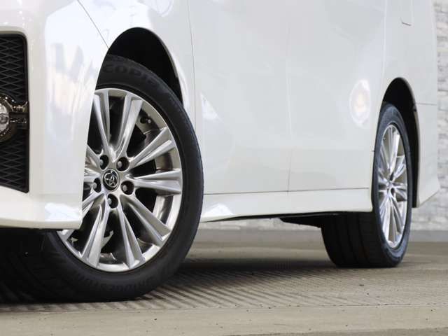 TOYOTA ALPHARD 4WD 2017 Image 31