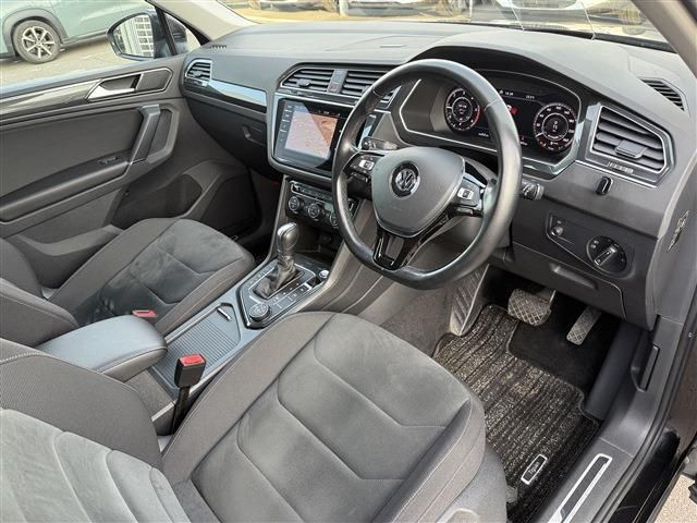 VOLKSWAGEN TIGUAN 2018 Image 31