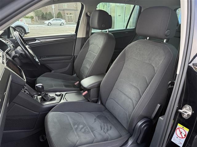 VOLKSWAGEN TIGUAN 2018 Image 31